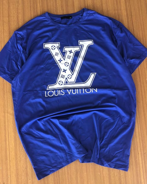 T-shirt bleu