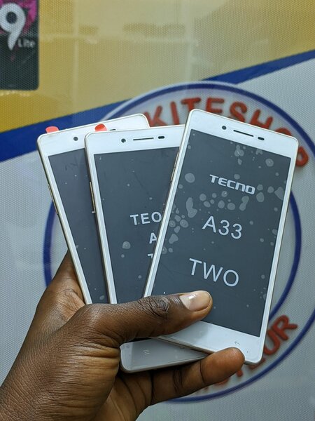 TECNO A33