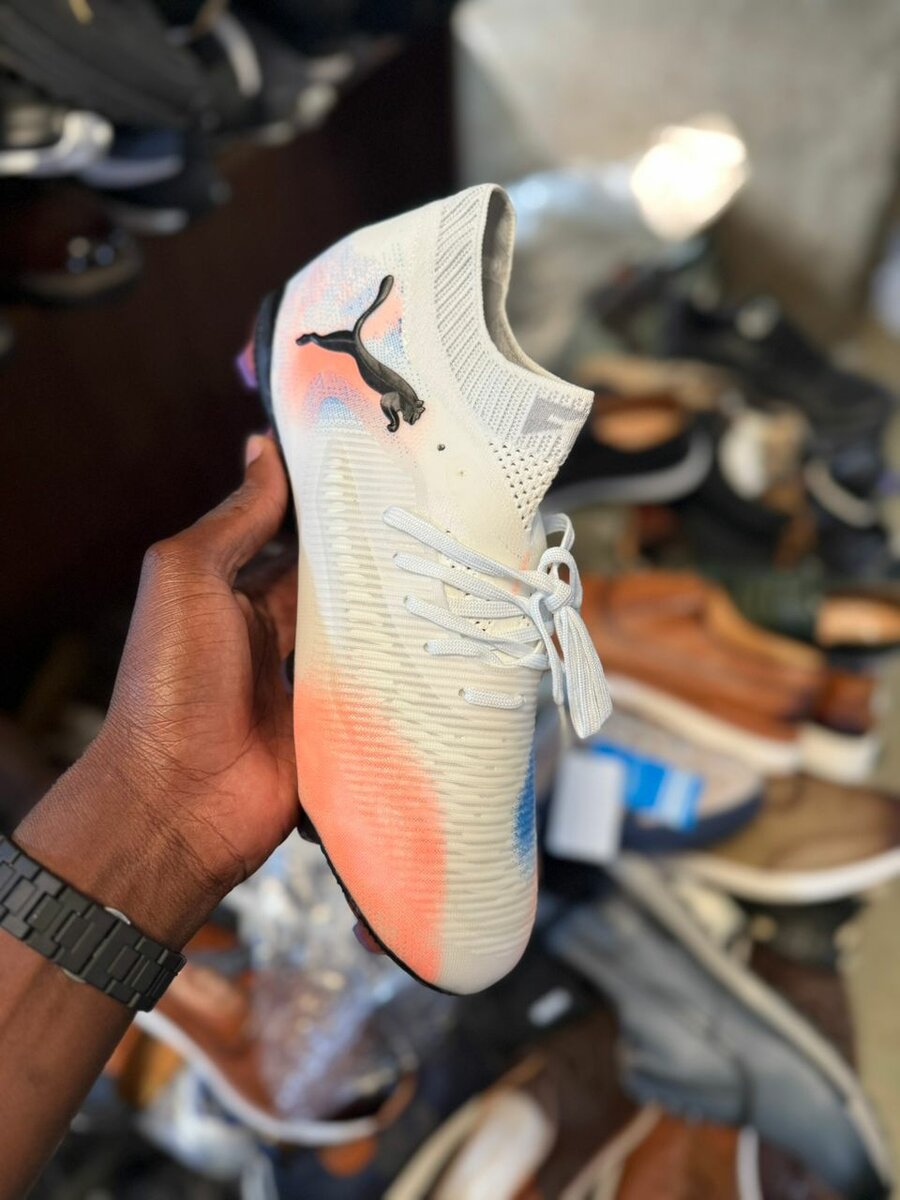 Chaussures de football légères