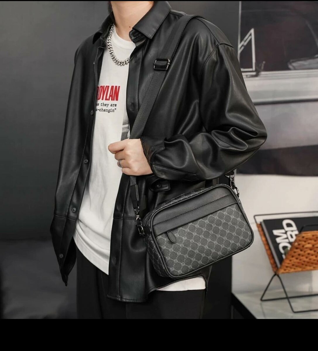 Le Sac à Posséder Absolument 