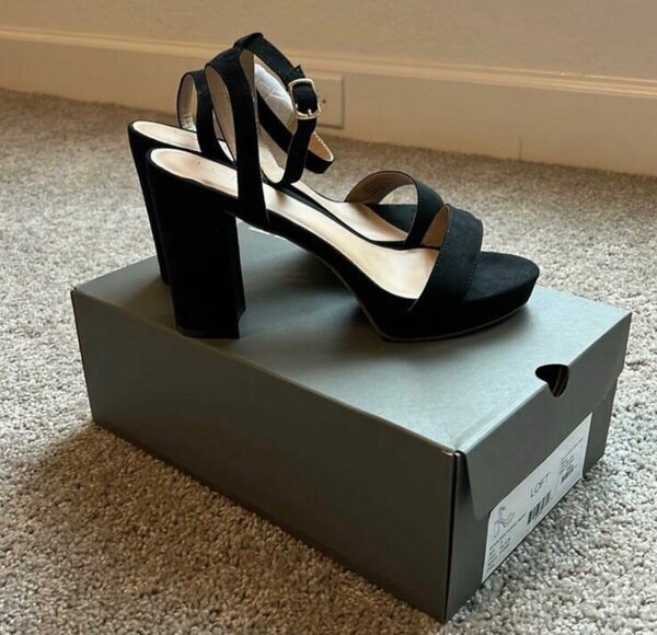HEELS