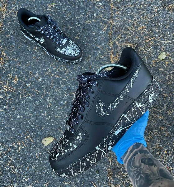 NIKE AIRFORCE CLASSIC