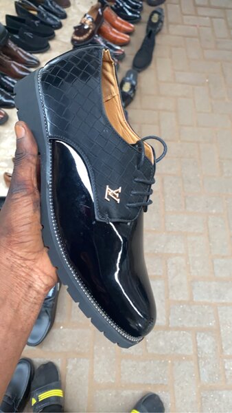 Men shoes