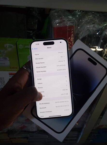 iPhone 15