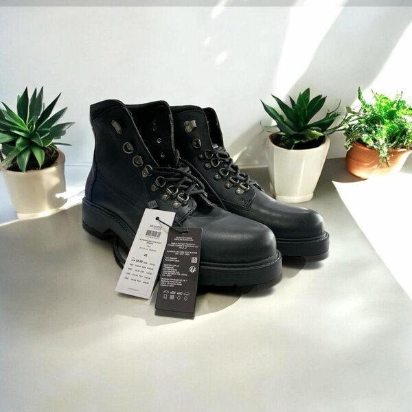 J&J shoes