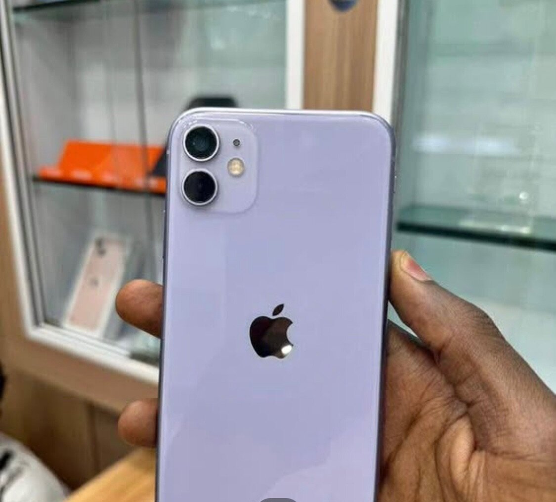 iPhone 11 64GB Violet