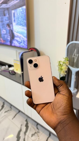iPhone 13 mini