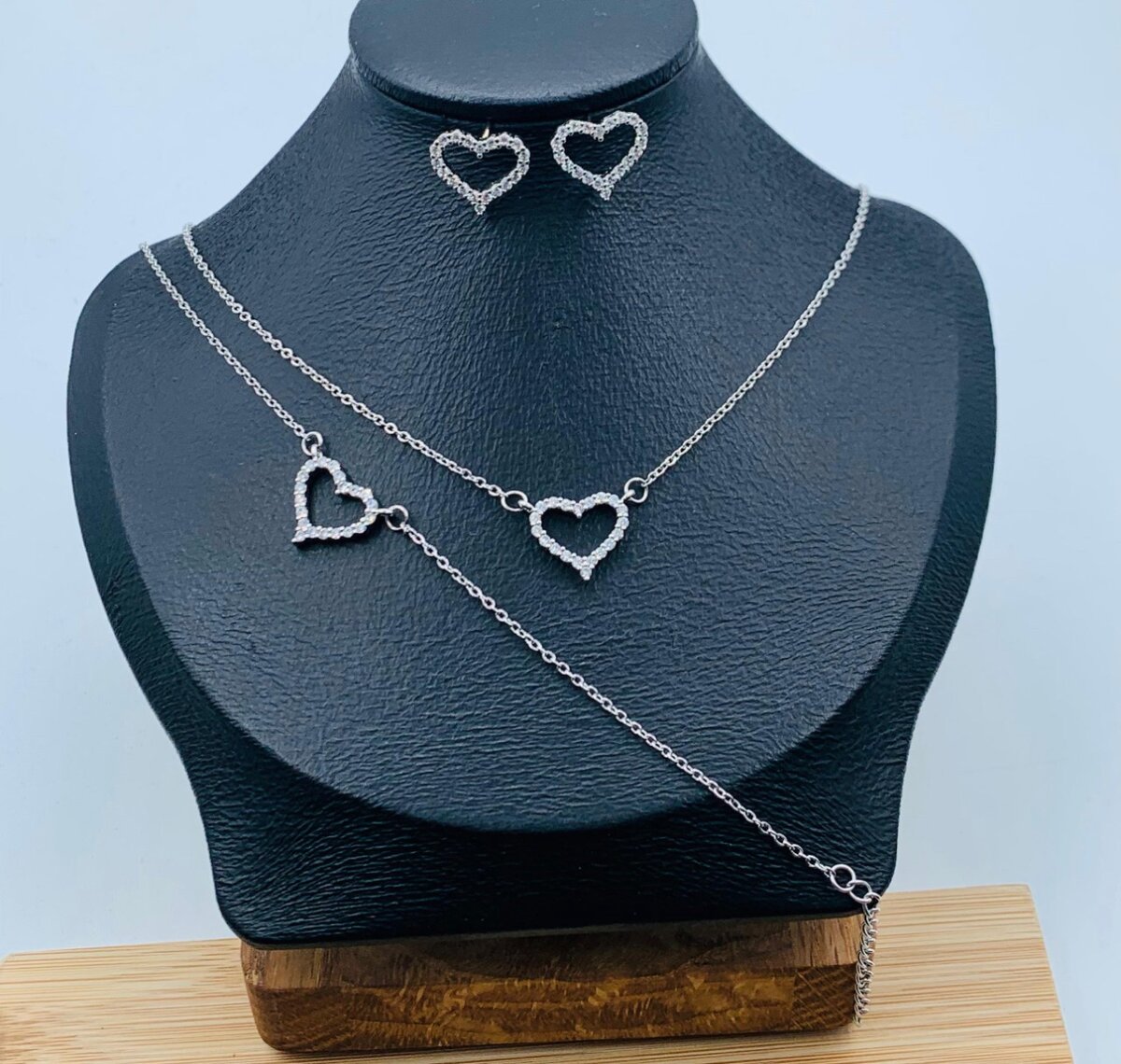Unique pieces