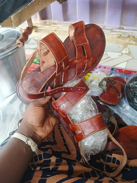 Sandales en cuir élégant