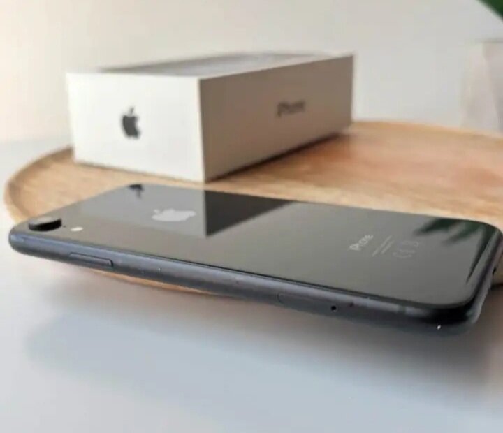 iPhone xr 128g