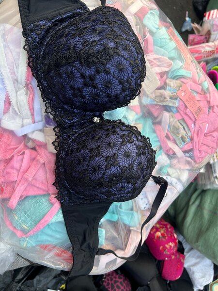 Binnys Brazziers