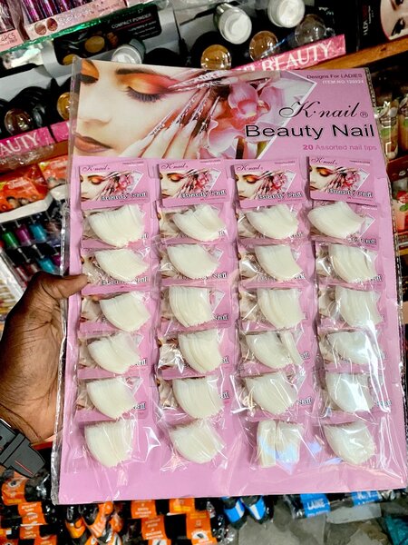 Faux ongles