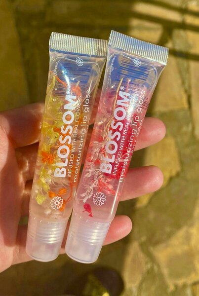 Lip gloss