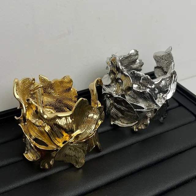 Chunky bangles