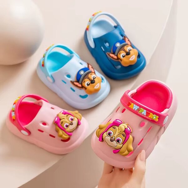 Girls crocs