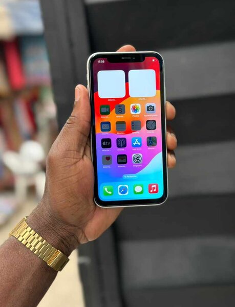 iPhone XR