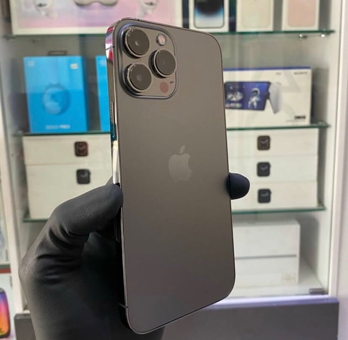 ROGGER IPHONES