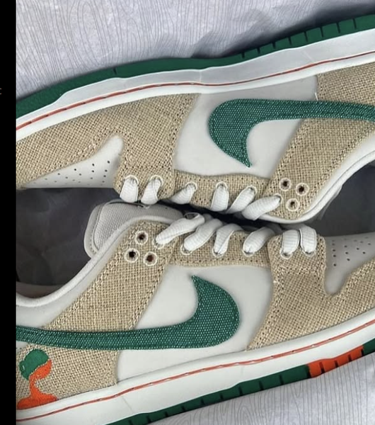 Nike dunk low