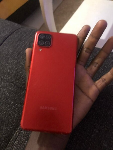 Samsung Galaxy A Smartphone Rouge