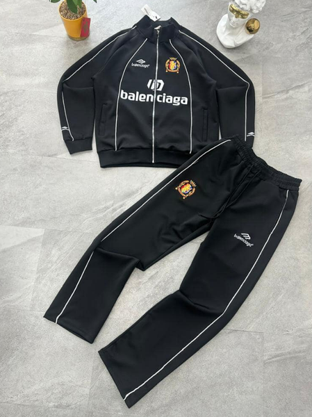Balenciaga sult 