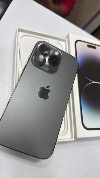 iPhone 14pro 128giga Quasi neuf