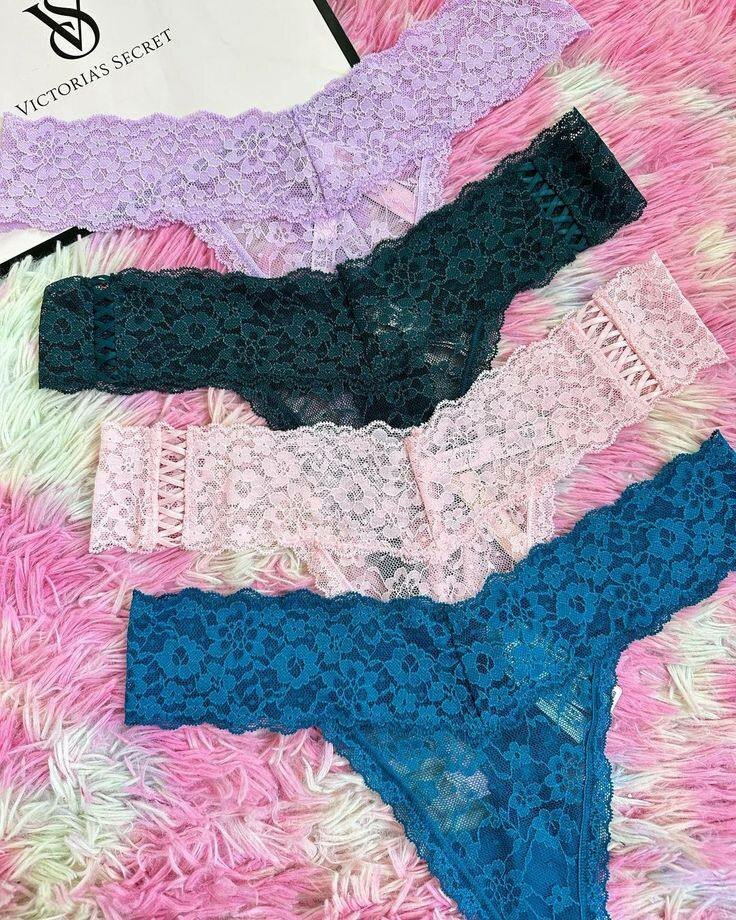 LADIES UNDER WEAR