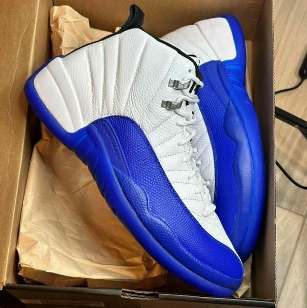 JORDAN 12 RETRO