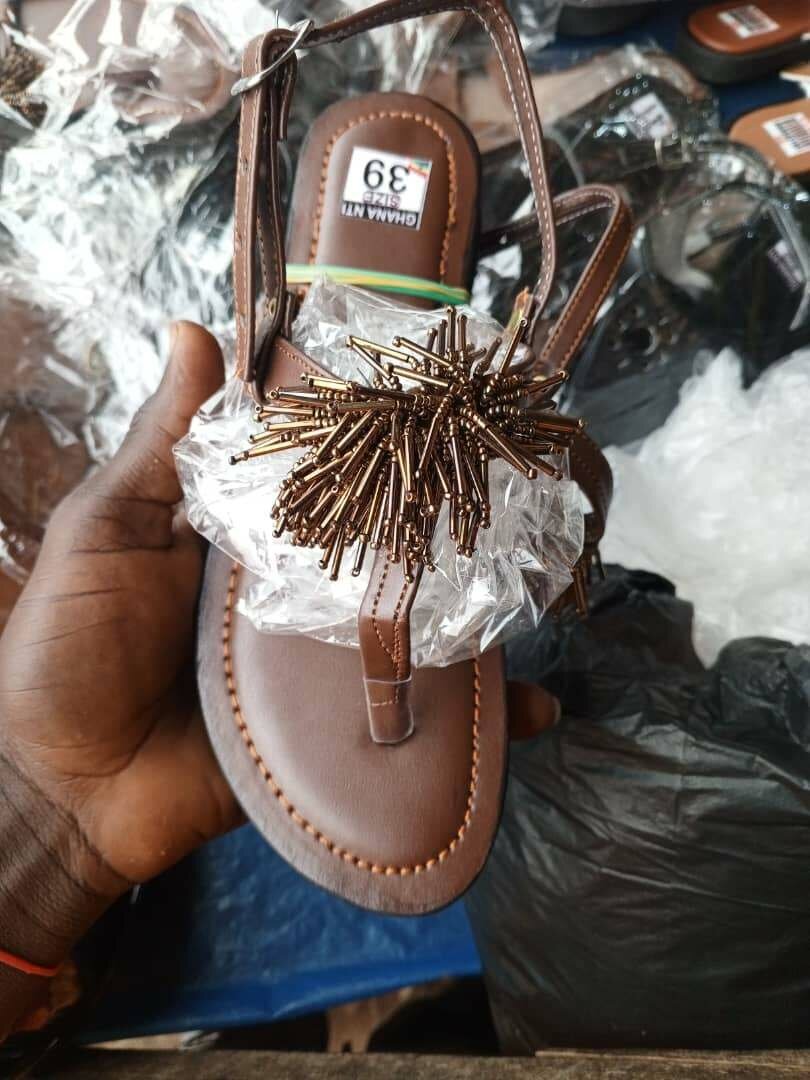 Sandales élégantes en cuir