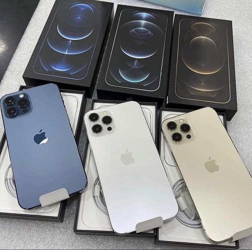 IPhone 12 Pro Max UK use