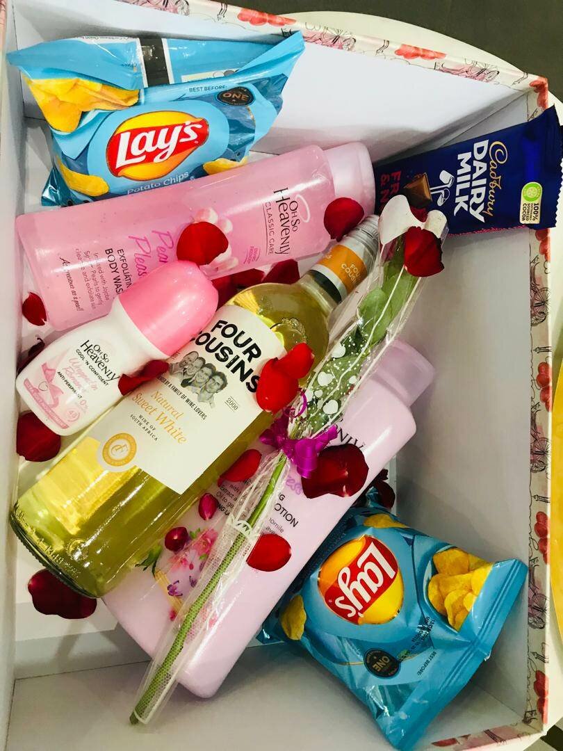 Hamper