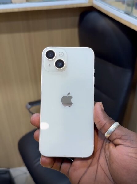 iPhone 14 simple