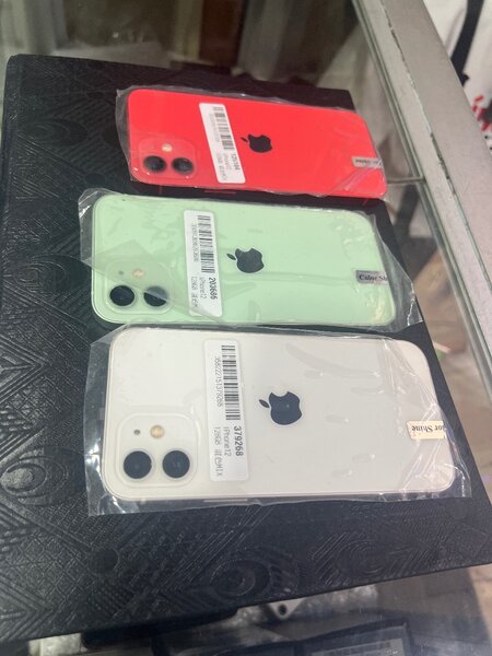 iPhone 12 simple