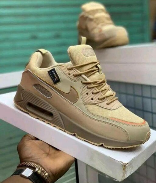 CHAUSSURE NIKE AIR MAX