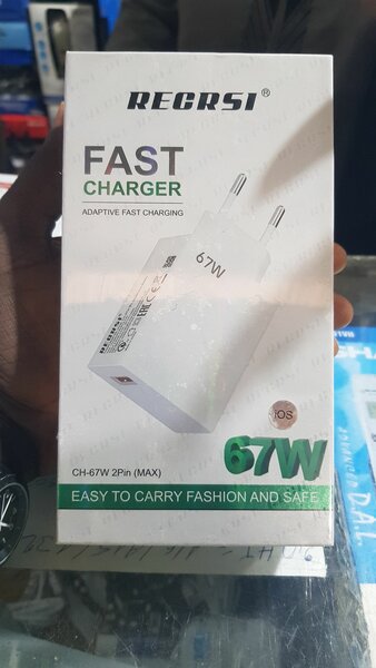 CHARGEUR RAPIDE 67W