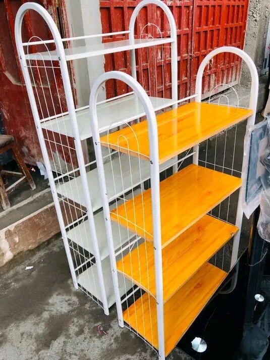 Étagère de rangement moderne