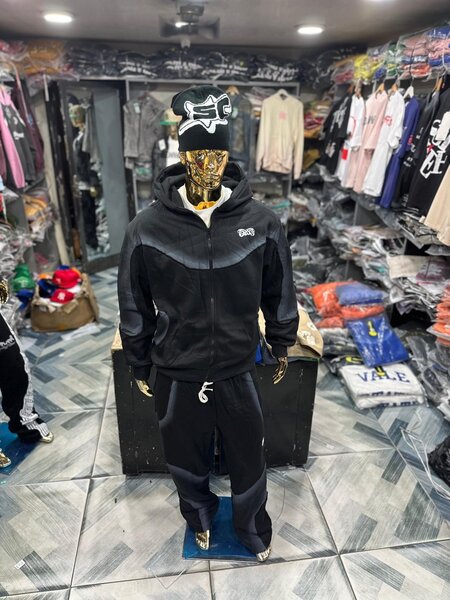 Tenue de survêtement tendance