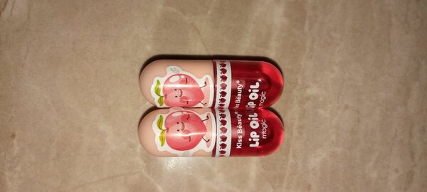 Lip gloss