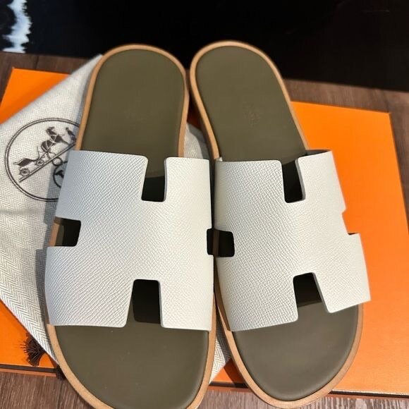 Slippers