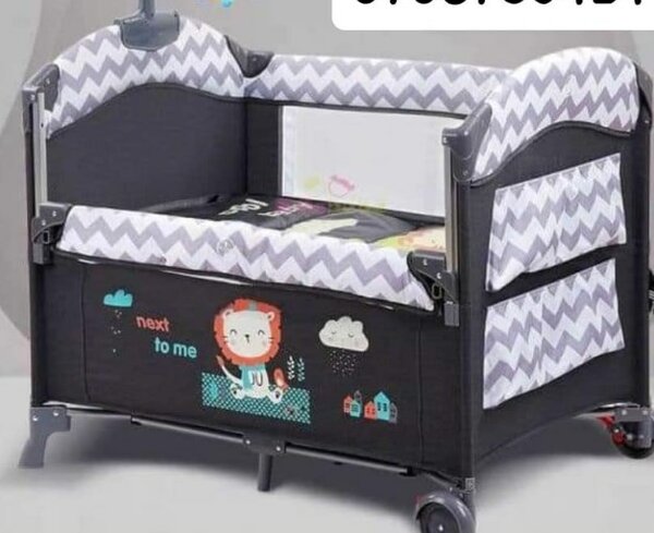 Un lit pour bébé 