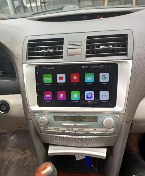 Système multimédia voiture intelligent