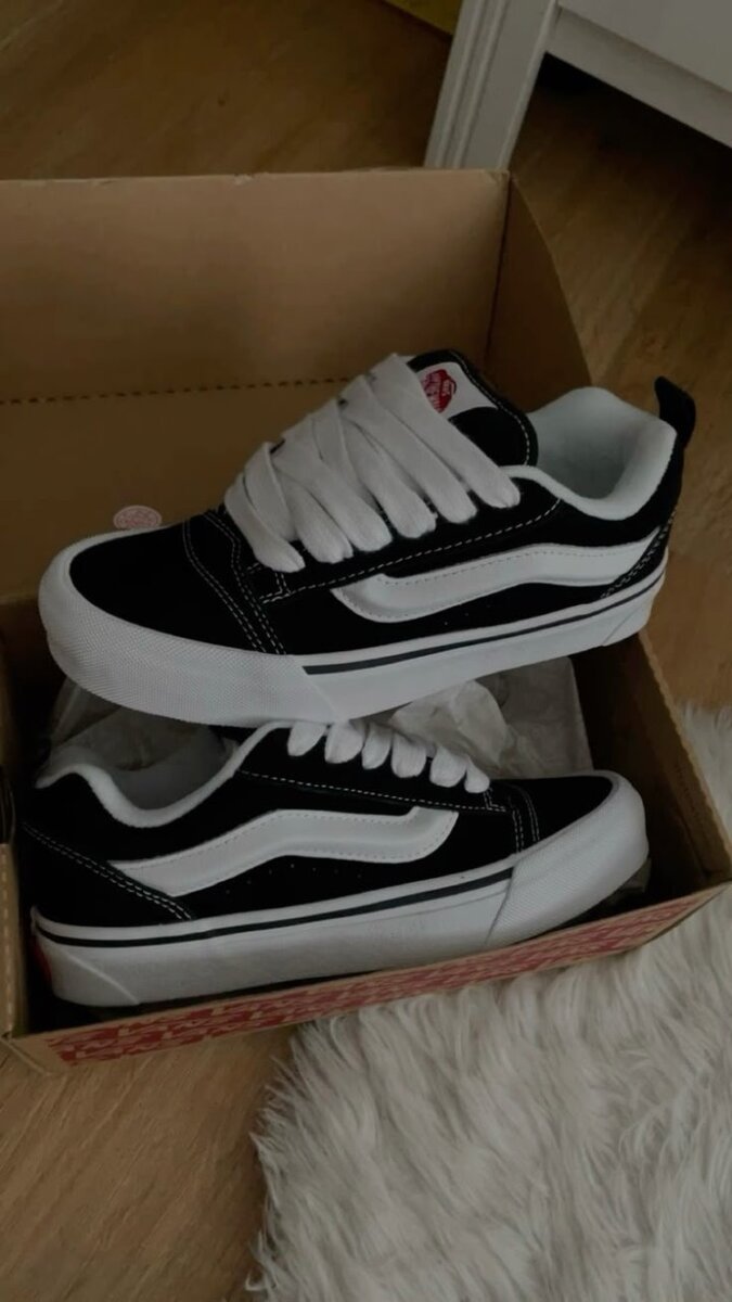 Vans knu school