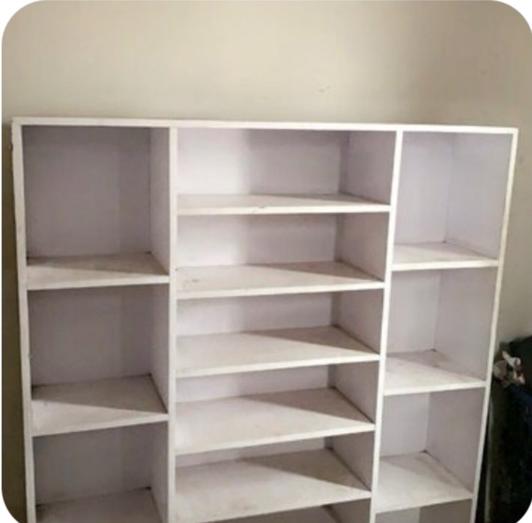 White rack wardrobe