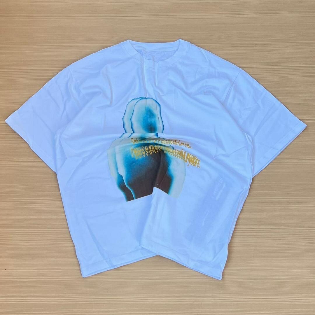 T- shirt