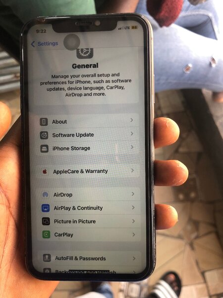 iPhone XR