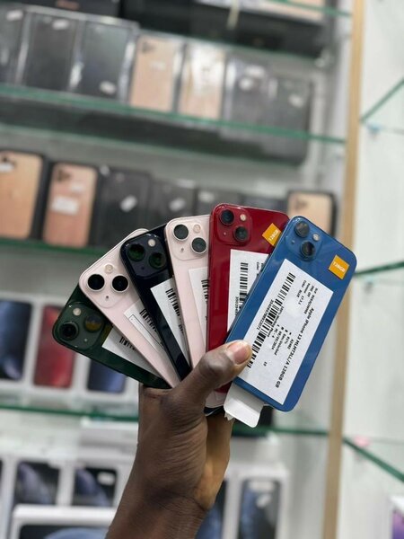 iPhone 13