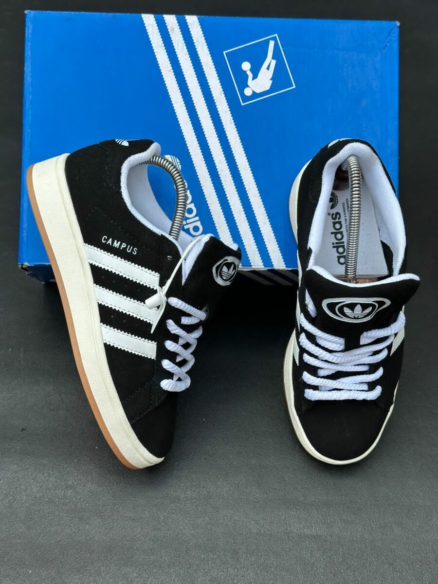 Adidas campus