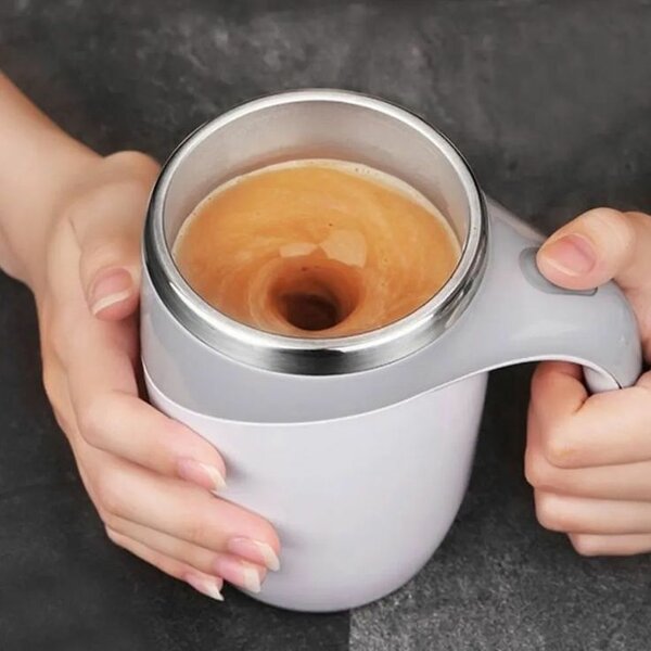 Tasse automatique rechargeable