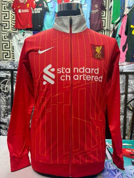 Replica jumper