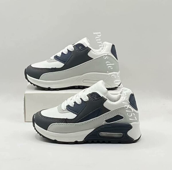 CHAUSSURES ENFANTS
