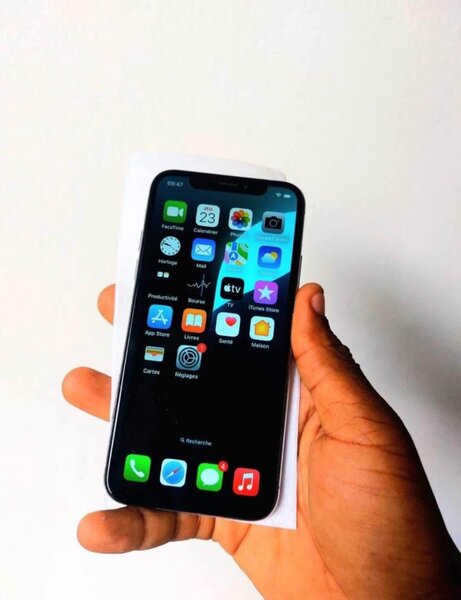 iPhone X 64 Go